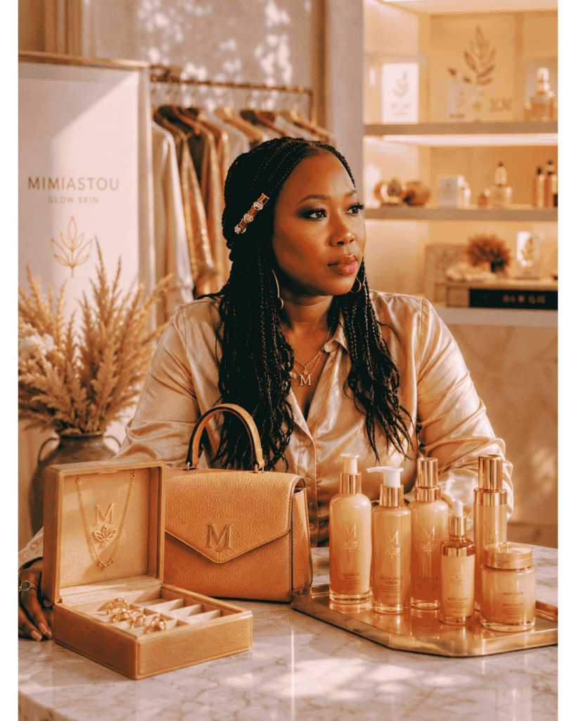 Boutique en ligne Mimiastou Shopping - Mode, beauté, cosmétiques et accessoires pour femmes noires et métisses.